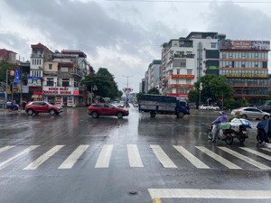 nhà đẹp khu vực vạn phúc, tố hữu 4 tầng nhỉnh 10 tỷ lh 