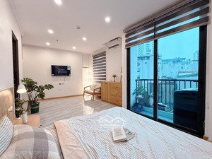 khai trương căn hộ view thoáng hồ ngọc khánh