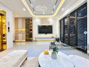 bán nhà riêng 15 tỷ tại thịnh quang - đống đa, diện tích 48m2*7t thang máy, nhà gần phố, sát oto.