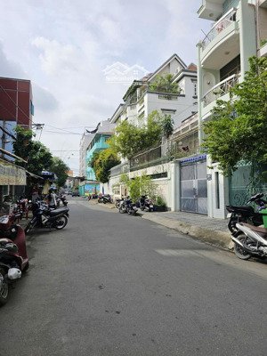 bán gấp nhà 3 tầng điện biện phủ, vài bước ra hẻm xe hơi, đất dân cư hiện hữu 70m2 chỉ hơn 100tr/m2