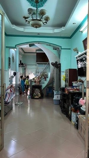 6,8 tỷ hẻm xe hơi 5 mét khu dbt p1 thửa đất đẹp nở hậu shr