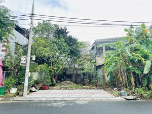 bán lô 135.6m2 (kẹp cống) đường 7.5m lư giang, hoà xuân - mặt tiền 6.3m - giá chỉ 5.75 tỉ tl