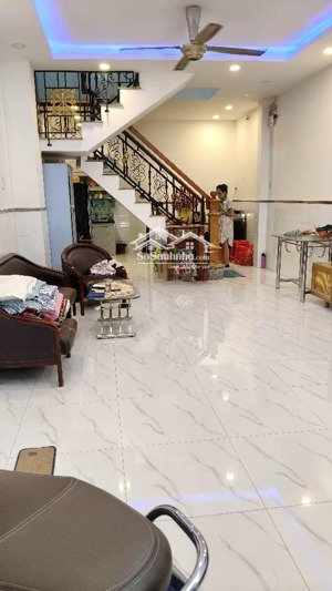 bán nhà diện tích lớn 117m2, ngang khủng 6m, kd sầm uất, cách mặt tiền chợ 10m, bông sao, quận 8