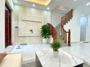 ** nhà mới trương định - 37m2 - 5 tầng - ngõ thẳng - chỉ 6,85 tỷ