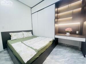 Ngang 5.5m, 4 TẦNG vuông vức, xe hơi tới cửa, Ngay Quốc lộ 13, chỉ 6.5 tỷ