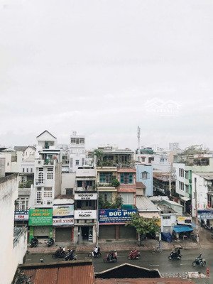 bán nhà 5 tầng btct ngay hàng xanh đinh bộ lĩnh, dtsd 220m2 chỉ 7.5 tỷ