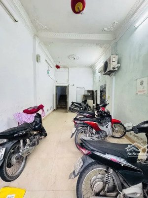 bán nhà 5 tầng phố khương hạ, mặt tiền 4m, diện tích 41m giá 15 tỷ, đường xe 2 ô tô tải tránh nhau