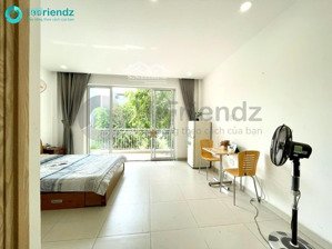 cho thuê studio ban công thoáng, siêu rộng, full nội thất