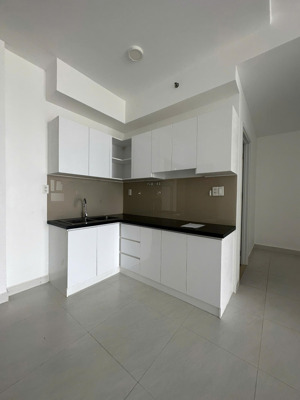 còn sót lại 1 căn ricca duy nhất 57m2 1pn+1, giá 2,6 tỷ có sẵn sổ hồng tầng trung view đẹp thoáng