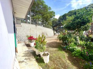 bán đất sẵn nhà vườn nghỉ dưỡng - 2 mặt tiền view cận thông - đường hoàng hoa thám phường 10 đà lạt