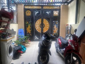 bán nr tại phạm văn bạch, 7,9 tỷ, 76m2, 2pn, 2wc, 2 tầng