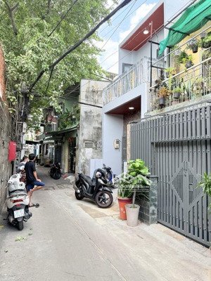 bán nhà riêng 1/ ngắn tại âu cơ, 4,6 tỷ, 46m2, 4pn, 3wc, tân phú, hcm