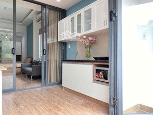 cho thuê căn hộ _ đầy đủ nội thất, ngay hoàng hoa thám.