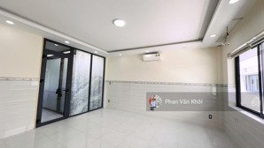 cho thuê văn phòng 35m2 giá 5 triệu/ tháng , cọc 1 tháng . tại vạn phúc city.