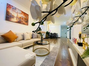 tôi chính chủ thiện chí bán căn hộ 2pn cc thái hà giá 6,37 tỷ