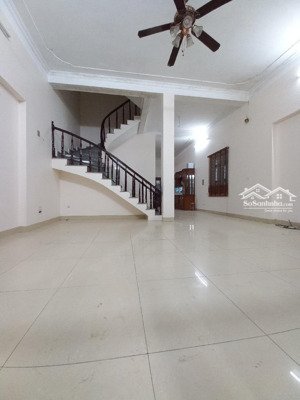 bán nhà 3 tầng thị trấn trâu quỳ - dt 135 m2, mt 6.5m - đường ô tô tránh - giá đầu tư nhỉnh 12 tỷ