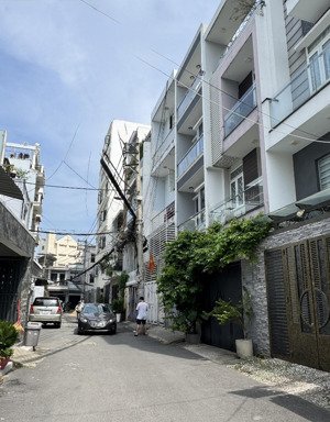 nhà đẹp - hẻm oto sát nguyễn văn công, p3 - 2tầng (4 x 8) 4p ngủ - giá chỉ 5.35tỷ