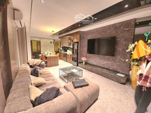 tổ ấm đáng sở hữu nhà 6 tầng phố trạm long biên, 55m,thang máy, nội thất cao cấp, đẹp từng chi tiết