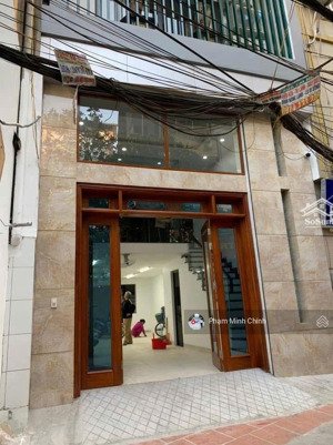 (mới). gà đẻ trứng vàng 1 tỷ/năm ô tô đỗ cửa, trước sau đều có ngõ ô tô, lh 