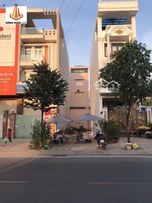 cần bán gấp lô đất mặt tiền p linh tây ngang 5m- gia đầu tư.