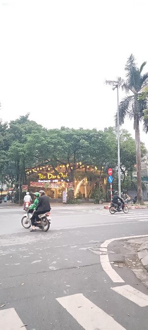 lk văn quán hà đông, dt150m2 x 4 tầng lô góc quyền lực vỉa hè rộng 3m kinh doanh giá chỉ 37 tỷ.