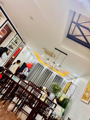 khu vip phố mới long biên - đẹp nhất khu phúc lợi - kinh doanh sầm uất giá trị tăng từng ngày