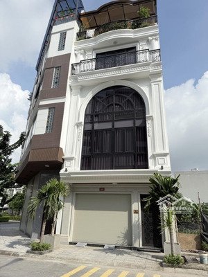 phân lô ô tô tránh, vỉa hè, đường to rộng như phố, thang máy, kinh doanh, 2 mặt thoáng trước sau