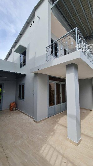 cần bán gấp nhà tam bình thủ đức, hẻm thông thoáng gần trường học, siêu thị, tiện ích đầy đủ