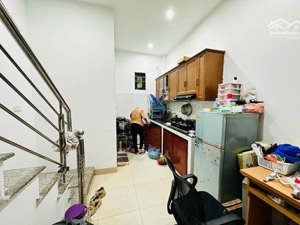 bán nhà mỹ đình lô góc dân xây gần trường chợ,bến xe ...