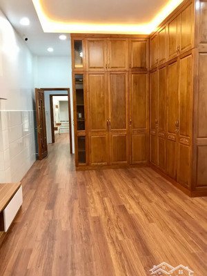 bán gấp trong tháng - bán nhà nguyễn trãi 68.4m² - 4 tầng - 21 tỷ