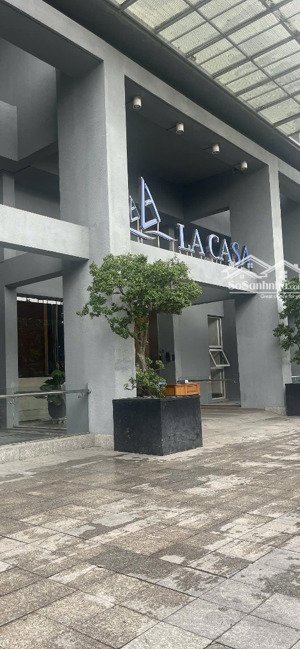 bán ch lacasa đ hoàng quốc việt, tầng trung view sông dt 92m2 2pn 2wc full nt giá 4tỷ879tr lh huy