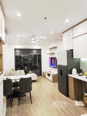 chính chủ cần bán căn 3n tòa gs1 tầng trung giá rẻ nhất khu vực