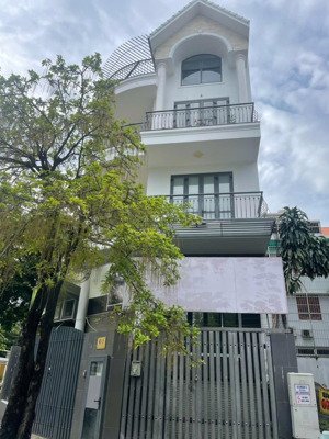 cho thuê văn phòng đẹp tại him lam kênh tẻ, 85 triệu, 150m2