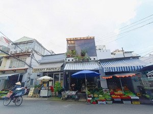 mặt tiền kinh doanh gần chợ tân hương phường tân quý dt 4mx18m 1 lầu giá 8,9 tỷ