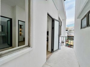 cho thuê 1pn ban công full nt dt 50m2 tại phú nhuận hcm