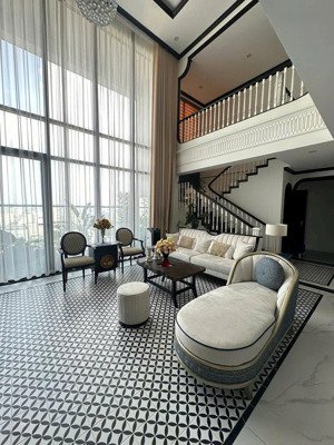 mulberry land, mỗ lao. bán căn hộ duplex 4 ngủ 172m2 tầng trung, full nội thất mới đẹp, sẵn sổ.