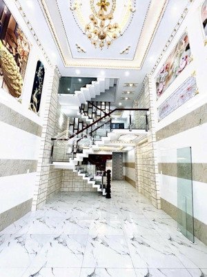 ngã tư bảy hiền, phù hợp gia đình đông người, đầu tư chdv 60m2, 5 tầng btct, ngang 4,3m,