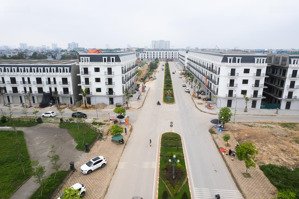 bán nhà phố liền kề mặt đường đại lộ csedp lotus (hồ sen) giá từ 5,6 tỷ/căn. liên hệ: 