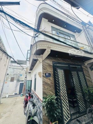 nhà 1 lầu 28.4m2 hẻm 3m đường số 3, p.9, gần công viên làng hoa