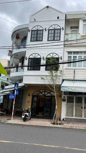 bán nhà 2 mặt tiền cửu long có sẵn dòng tiền