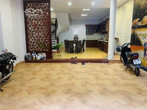 nhà đẹp rộng thoáng lương sử 75m2x5t mt4m oto để trong nhà đủ đồ cơ bản phù hợp nhiều mô hình 30tr