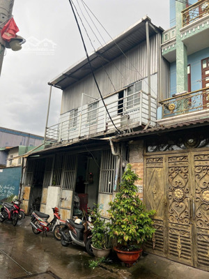 vị trí tiện làm kho xưởng hoạch tiện xây mới giá 9,9 tỷ có hai lô