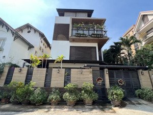 vip! bán biệt thự khu compound 24/24, gần trần não, q2, dt: 300m2 - ngang 10m - 4 tầng, giá 58 tỷ