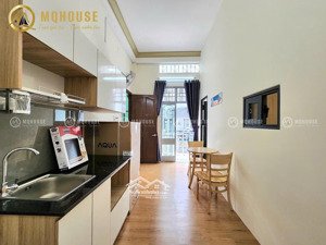 cho thuê căn 1 phòng ngủ ban công riêng full nội thất thiết kế hiện đại