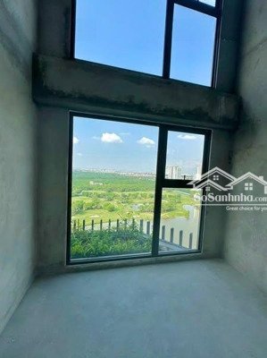 bán skyvilla onsen - trục căn 08a trần cao 6m nguyên bản view hồ thiên nga