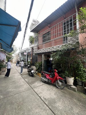 bán nhà hẻm xe hơi tới nhà cách 3 căn ra măt tiền đường kinh dương vương, p. an lạc, bình tân.