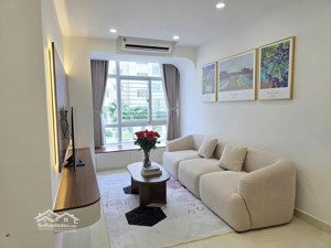 bán ch sky garden 3, phú mỹ hưng dt 72m 3pn giá 5.7 tỷ lh e trang