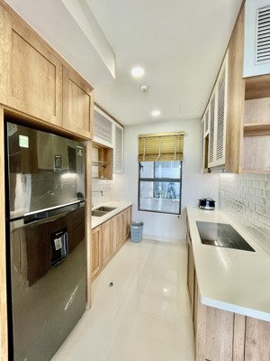 chính chủ gửi bán căn hộ 3pn2wc - 96m2 tháp 3 view sông đảo kim cương giá 8.3 tỷ bao thuế phí