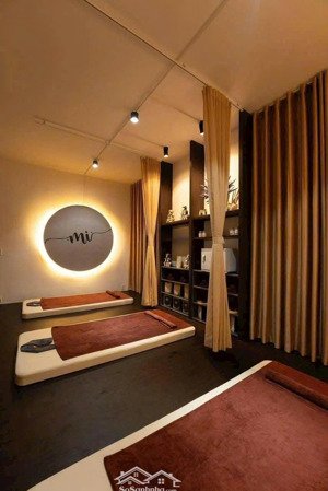 mặt tiền c.x bắc hải q10. dt: 4.5x17m, t+5l giá 18.3 tỷ chốt, hđt 55tr/th. chủ nhà siêu thiện chí