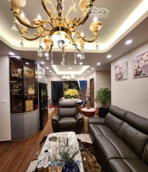 bán căn hộ hiếm có 97m2 - giá 5,35 tỷ - view siêu đẹp - việt hưng - nội thất tiền tỷ về ở ngay